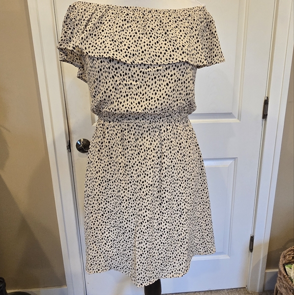 Betsey's Botique Shop Dresses & Skirts - Polka Dot Off-Shoulder Dress With Flounce Detail